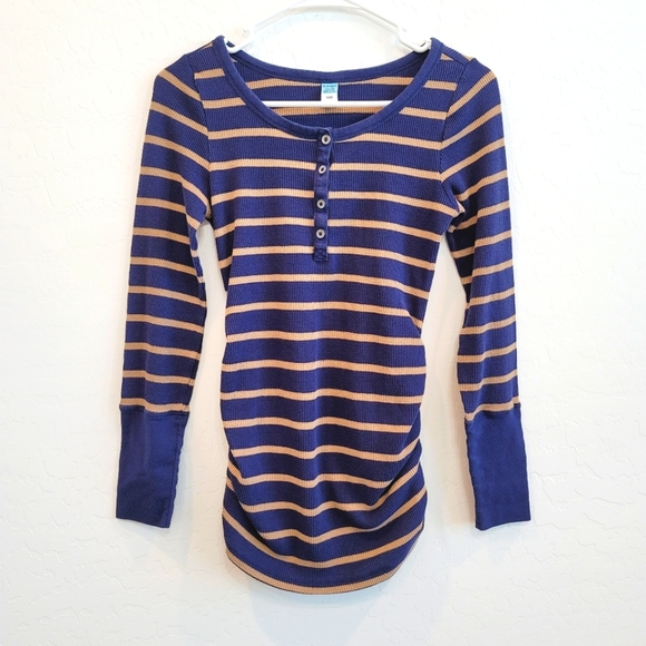 💕 Old Navy Maternity Rib-Knit Henley Striped Tee Size Small Maternity - Picture 1 of 11